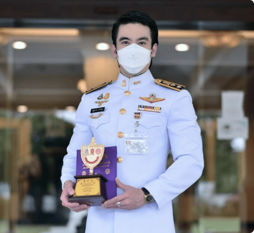 สาขาครูผู้สร้างสรรค์พัฒนา ส่งเสริม กิจกรรมเด็กและเยาวชน
ภายใต้โครงการ “เกียรติคุณของแผ่นดินเยาวชนคนสร้างชาติ” เนื่องในโอกาสวันเยาวชนแห่งชาติ ประจำปี 2564